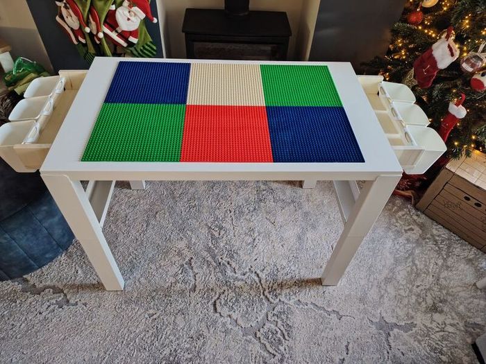Lego table