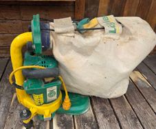 Lagler flip edge sander