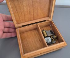 Vintage  Wooden Musical Jewellery Trinket Box