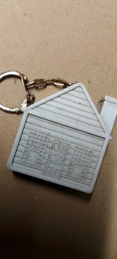 Vintage bank of Ireland measurement tape key ring , unusual novelty item ,,price includes post to anywhere in Ireland thank you, or if buyer collects cheaper, used condition see pictures for condition ,sold as seen