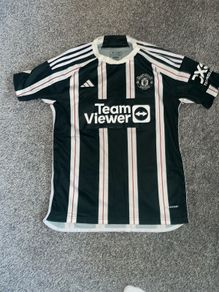 Manchester United Jersey Medium