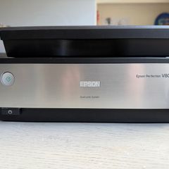 Epson Perfection V800 Photo Scanner