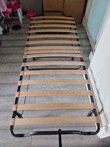 Folding guest bed