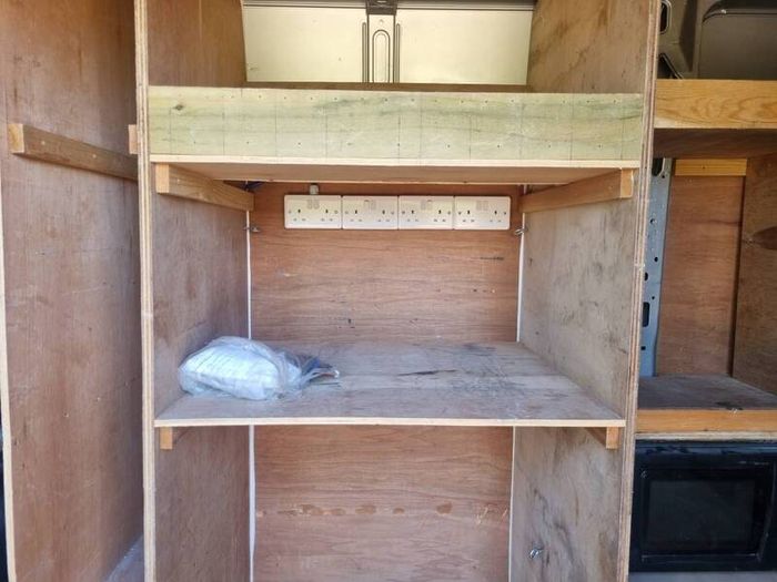 peugout boxer panel van