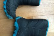 Wool lined winter snowboots by Viking Size 27