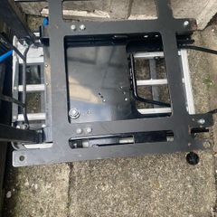 Swivel seat for car or van