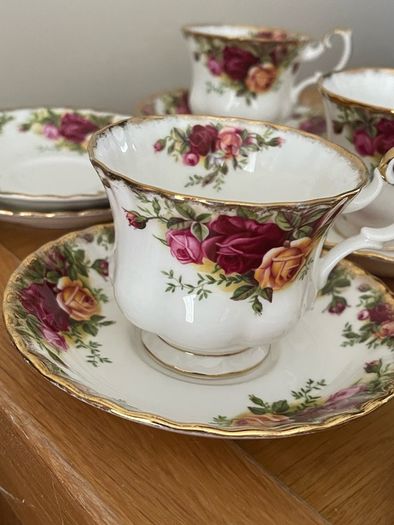 Royal Albert "Old Country Roses" tea trio