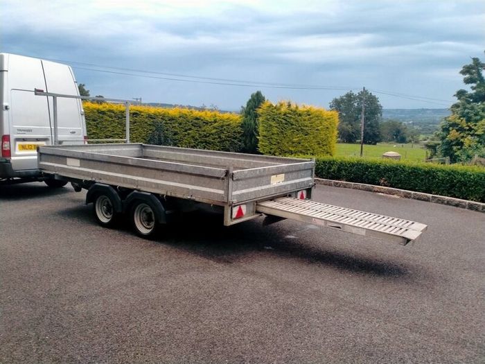 Trailer