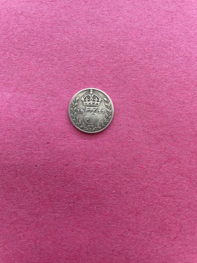 Great Britain  King George V  3 Pence  1917 Silver
