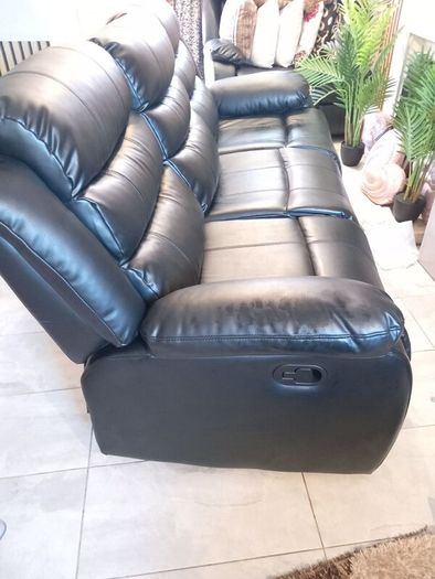 3 Seater leather reclining Sofa