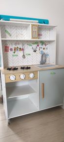 toy  kitchen