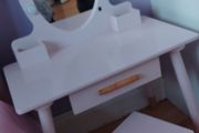 Kids dressing table