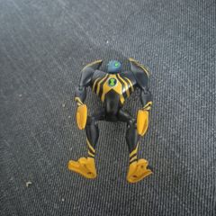 Ben 10 articulated alien 4 inches