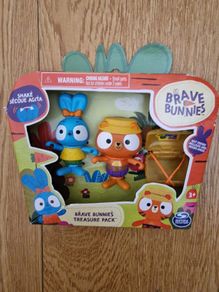 BRAND NEW Brave Bunnies Treasure Action Figure Pack