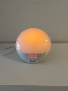 Philips Wake-Up Light HF3520/01 - Sunrise Simulation, FM Radio & 5 Natural Sounds