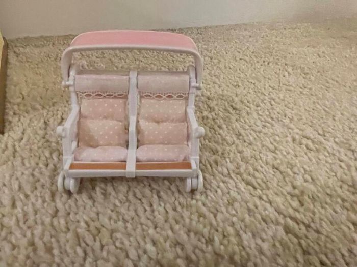 Sylvanian Families bundle - Treehouse, House and Boutique