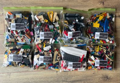 LEGO Massive Kilogram Bulk Lot - 9 Bags + Baseplates (-4.5kg Genuine Bricks)