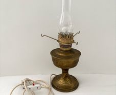 Vintage Aladdin brass oil lamp converted electric
