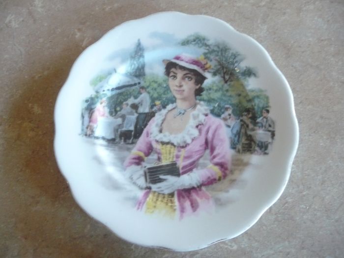 Side plate