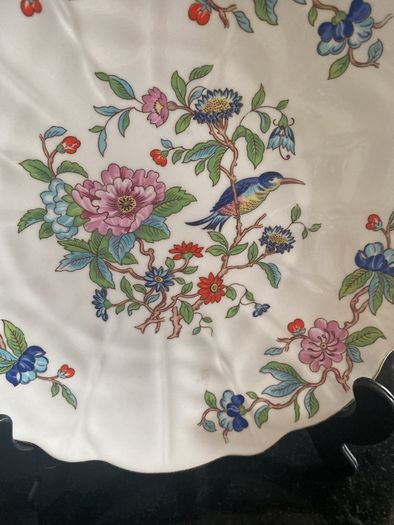 Pair. of aynsley Pembroke  8 inch plates
