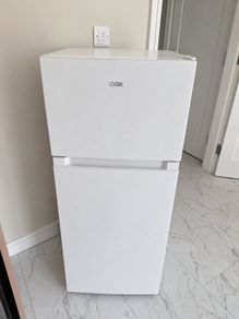 Logik fridge freezer