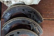 Rear Brake Shoe Set - Fits Opel/Vauxhall Corsa C, Tigra B, Vectra A, Kadett E, Ascona C | Ref: 91158366
