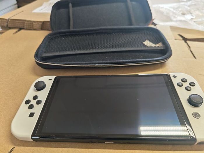 Nintendo switch Oled 64gb