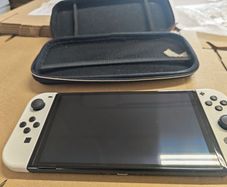 Nintendo switch Oled 64gb