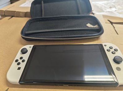 Nintendo switch Oled 64gb