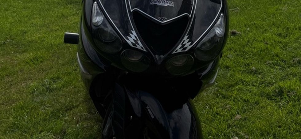 2011 Kawasaki ZZR 1400