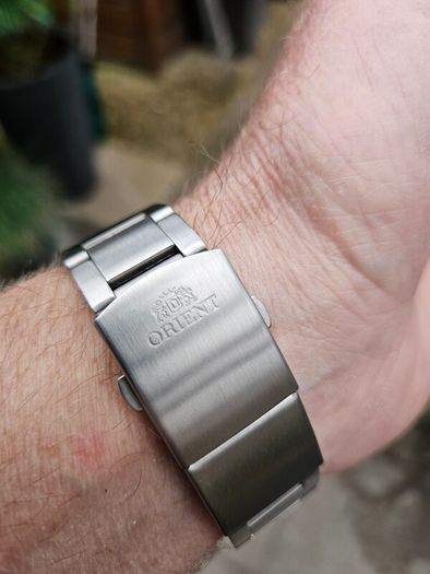 Watch Orient Chronograph.