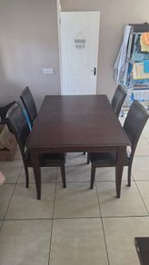 Dinning table & 4 chairs