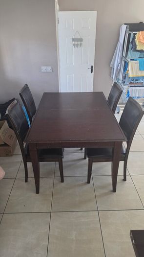 Dinning table & 4 chairs