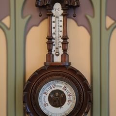 Art Nouveau Stunning Oak Aneroid Barometer