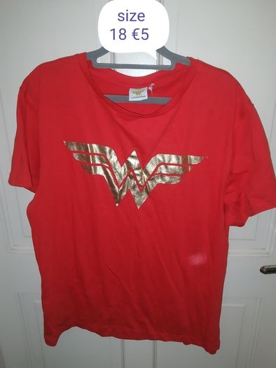 Wonder woman tee size 18