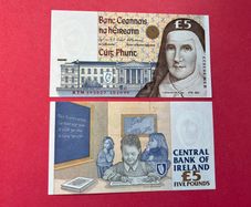 Ireland  5 Pounds  15 / 10 /1999. Pick 75b ( Uncirculated )