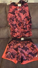 Mens running vest and shorts size L