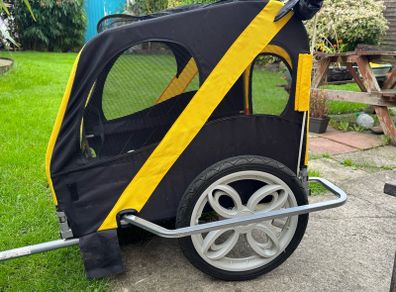 Dog bike trailer
