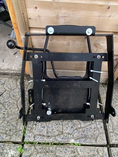 Swivel Seat for Passenger Side of Nissan Qashqai