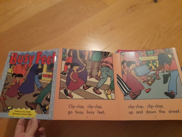 Children's books/fold outs x43