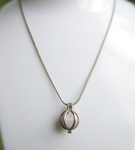 Vintage Rose Quartz Sterling Silver 925 Cage Necklace, "Love Stone" Pendant length 20" - 6,8g