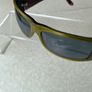 Vintage Guess sunglasses with Olive Green frame & redish Tempkearm Image 10