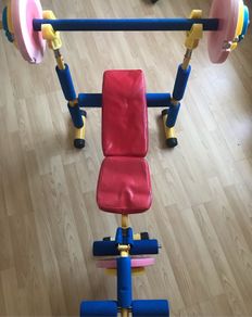 Child fitness bench press
