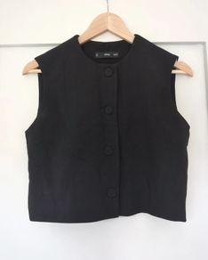 Mango black top