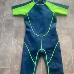 wetsuit shortie aged 13 years