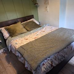 Acacia Double Bed and Chest of Drawers