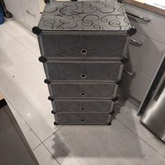 Shelving storage