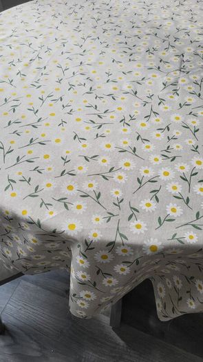 Tablecloths. Round, rectangular.  Matching tea cosy.