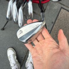 LEFT HANDED IRONS plus 2 wedges and 4 hybrid