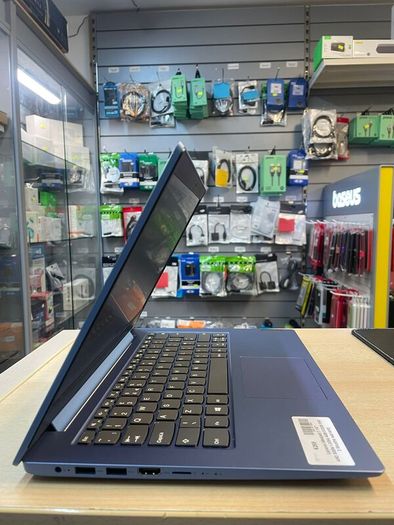 Lenovo Ideapad 1 14"